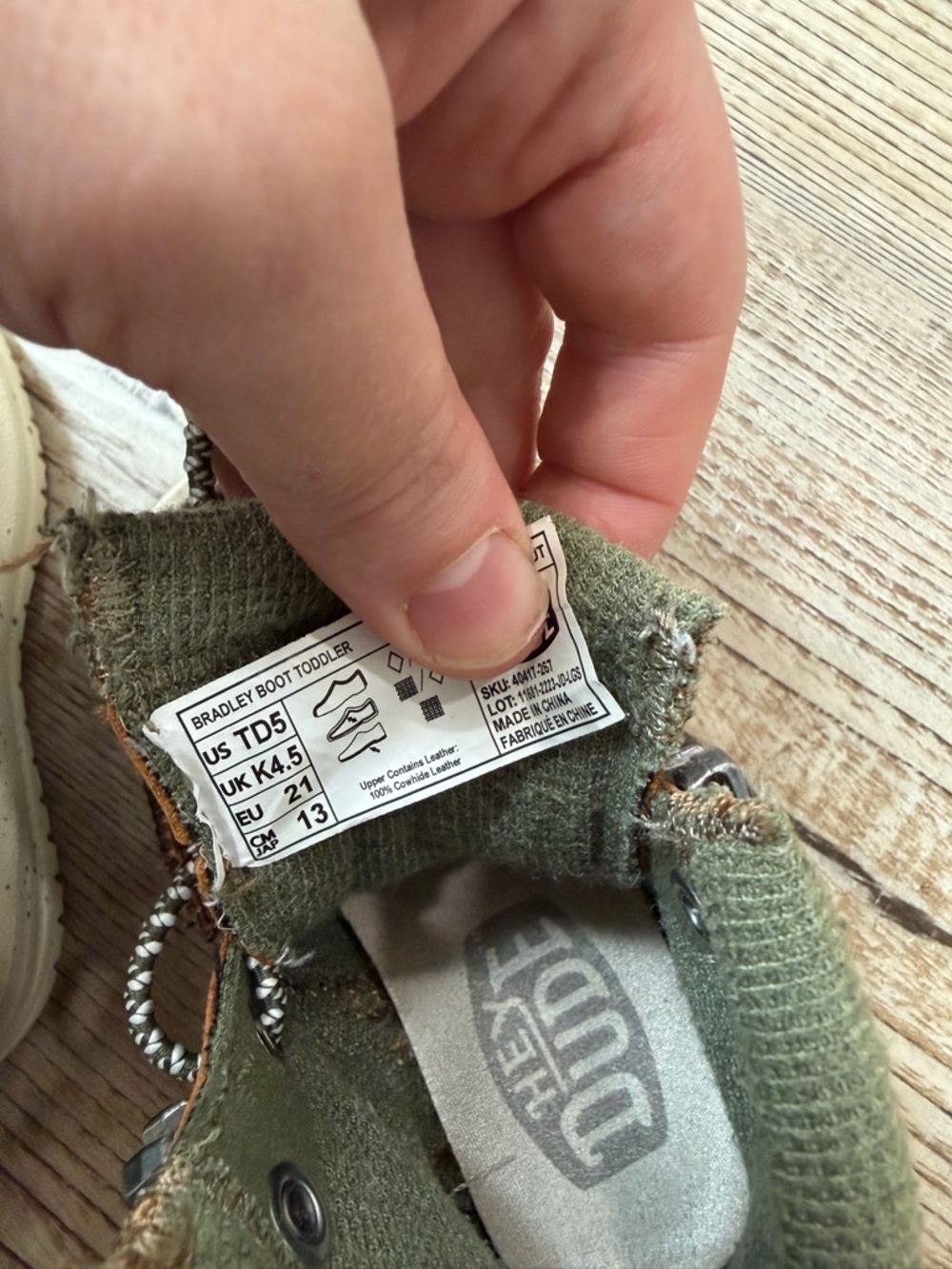 Hey Dude Toddler Kids Bradley Youth Boots from Finish Line brown & green size 5 - Picture 8 of 8